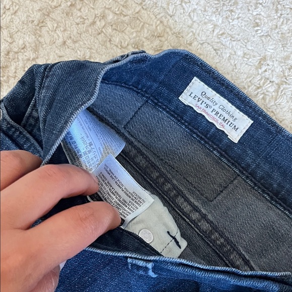 Levi's Men's Deep Blue Skinny Jeans - Picture 2 of 8